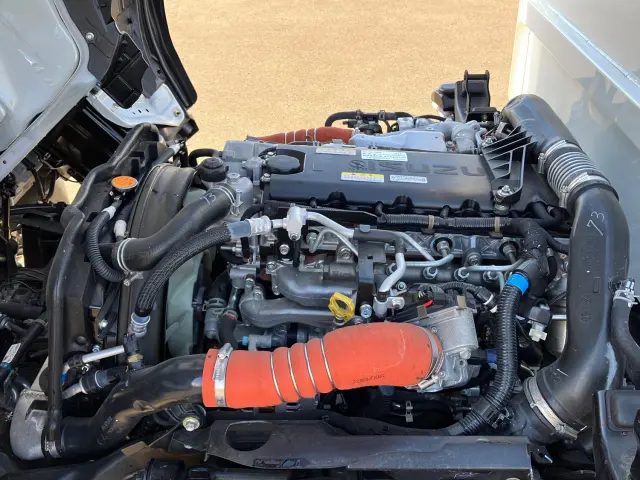 いすゞ エルフ 2PG-NKS88AD(4WD)の写真17