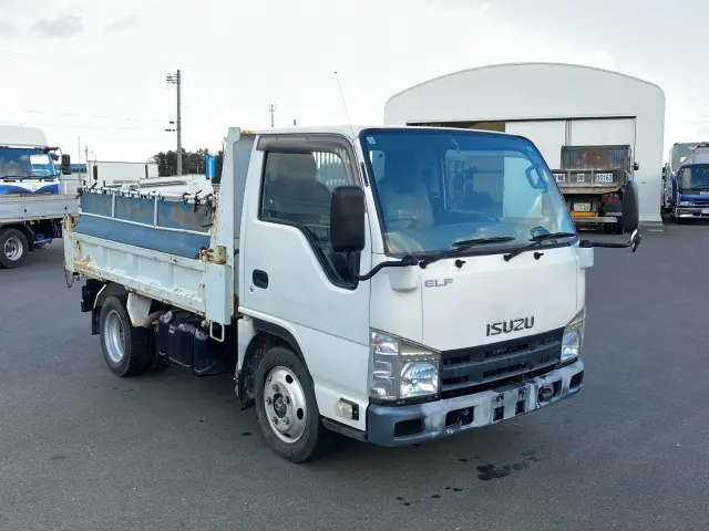 いすゞ エルフ TKG-NJR85AD(2WD)の写真2