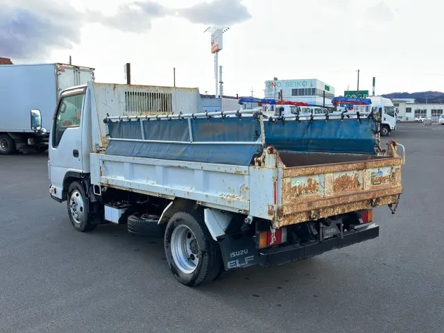 いすゞ エルフ TKG-NJR85AD(2WD)の写真4