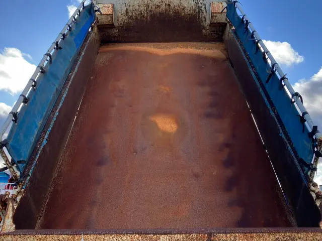 いすゞ エルフ TKG-NJR85AD(2WD)の写真10