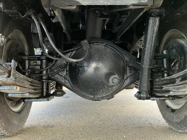 いすゞ エルフ TKG-NJR85AD(2WD)の写真15