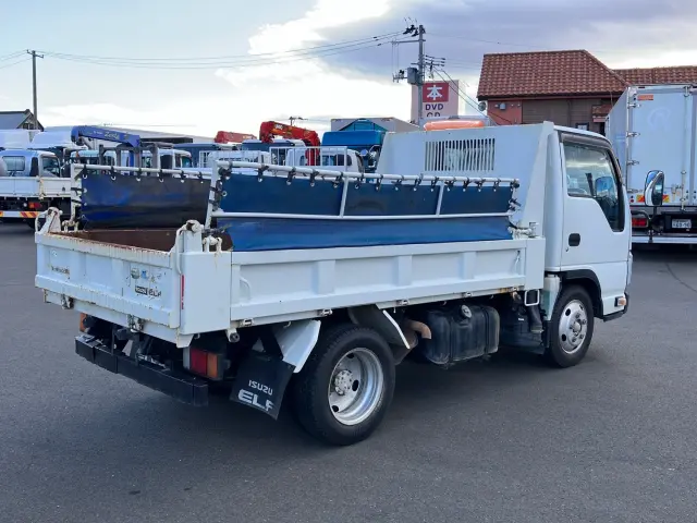 いすゞ エルフ TKG-NJR85AD(2WD)の写真3