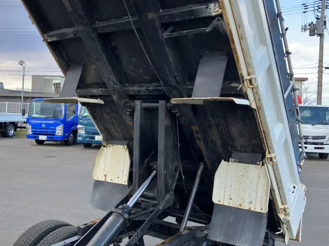 いすゞ エルフ TKG-NJR85AD(2WD)の写真13