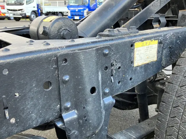 いすゞ エルフ TKG-NJR85AD(2WD)の写真14