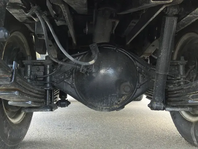 いすゞ エルフ TKG-NJR85AD(2WD)の写真16