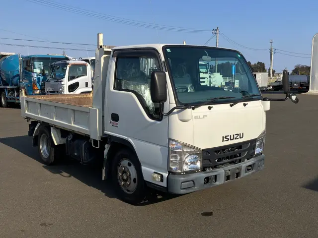 いすゞ エルフ TPG-NKR85AD(2WD)の写真2