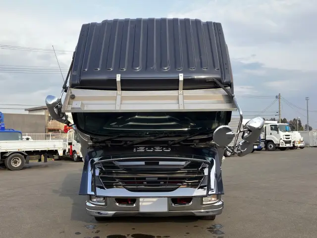 いすゞ ギガ QPG-CXZ77BT(6x4)の写真23