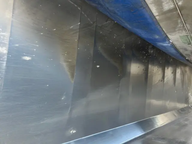 いすゞ ギガ QKG-CYZ77AM(6x4)の写真12