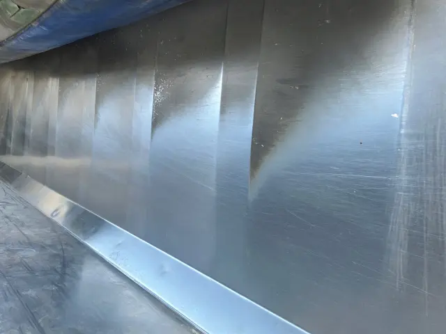 いすゞ ギガ QKG-CYZ77AM(6x4)の写真13