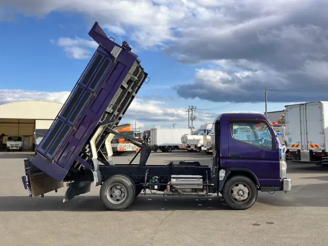 三菱 キャンター TKG-FEBM0(2WD)の写真6