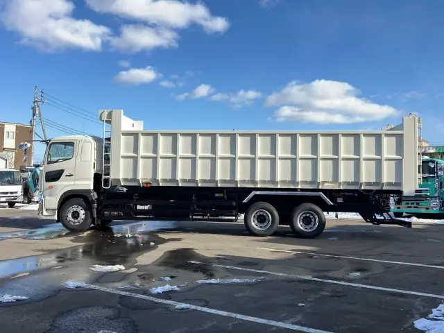 日野 プロフィア 2DG-FS1AHE(6x4)の写真5