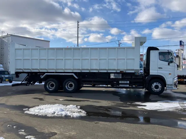 日野 プロフィア 2DG-FS1AHE(6x4)の写真6