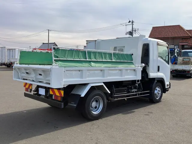 いすゞ フォワード 2RG-FRR90S2(2WD)の写真3