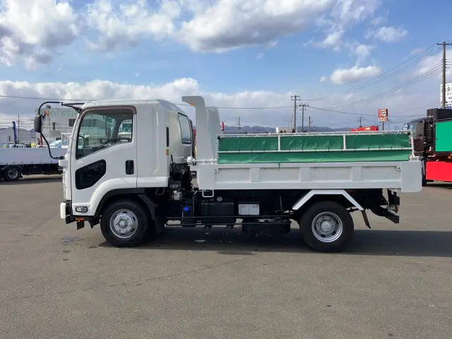 いすゞ フォワード 2RG-FRR90S2(2WD)の写真7