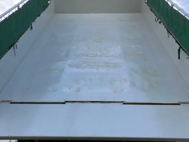 いすゞ フォワード 2RG-FRR90S2(2WD)の写真11