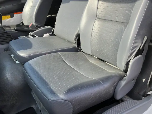 いすゞ フォワード 2RG-FRR90S2(2WD)の写真20