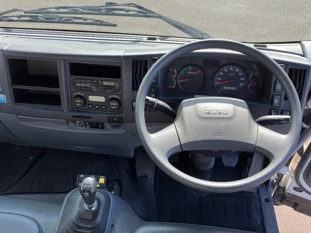 いすゞ フォワード 2RG-FRR90S2(2WD)の写真21