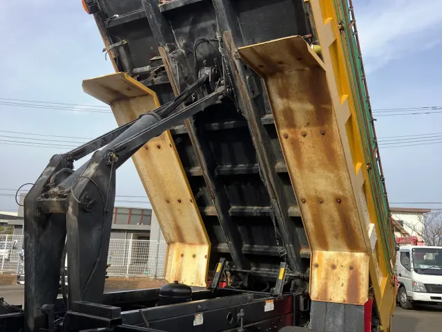 日野 プロフィア QKG-FS1EKDA(6x4)の写真13