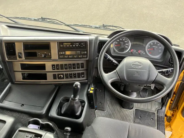 日野 プロフィア QKG-FS1EKDA(6x4)の写真21