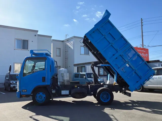 いすゞ エルフ TKG-NPR85YN(2WD)の写真5