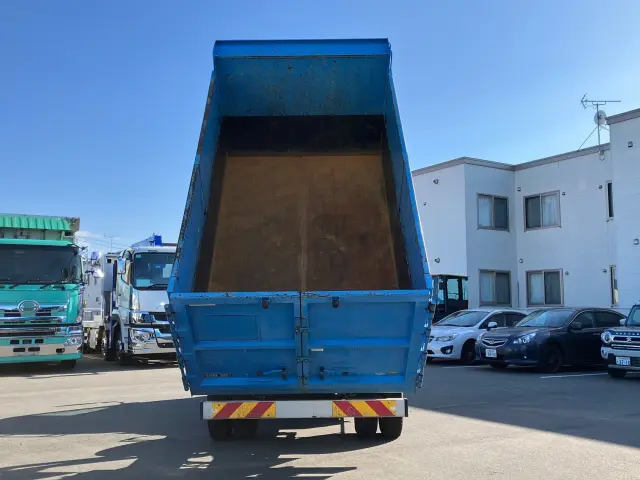 いすゞ エルフ TKG-NPR85YN(2WD)の写真10