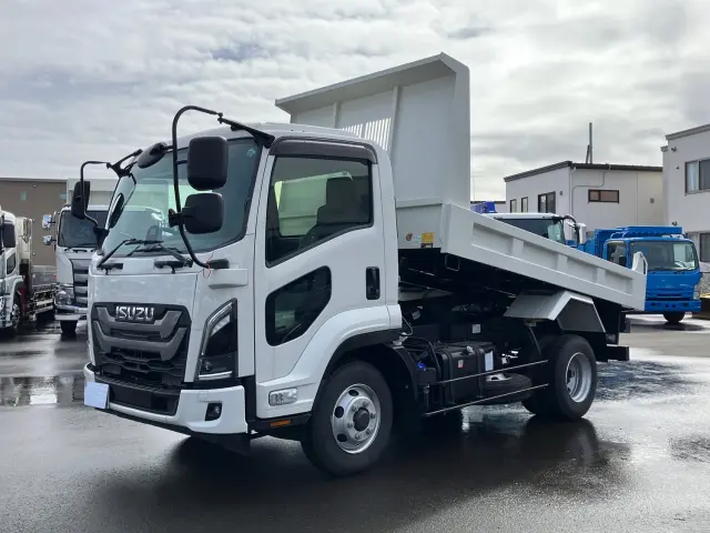 いすゞ フォワード 2RG-FRR90S3(2WD)の写真1