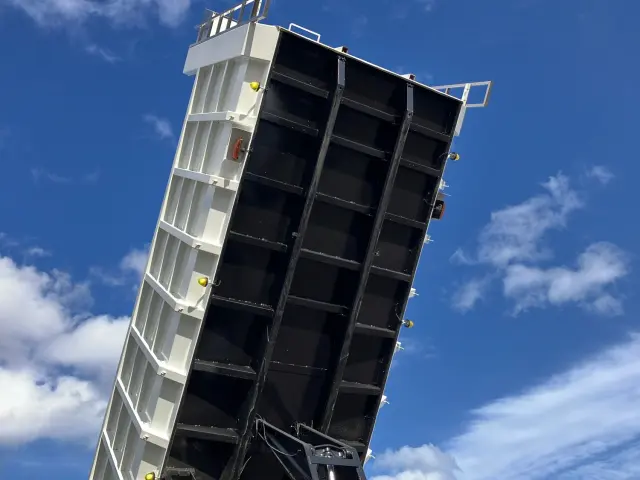 三菱 スーパーグレート 2PG-FV80VZ(6x4)の写真16