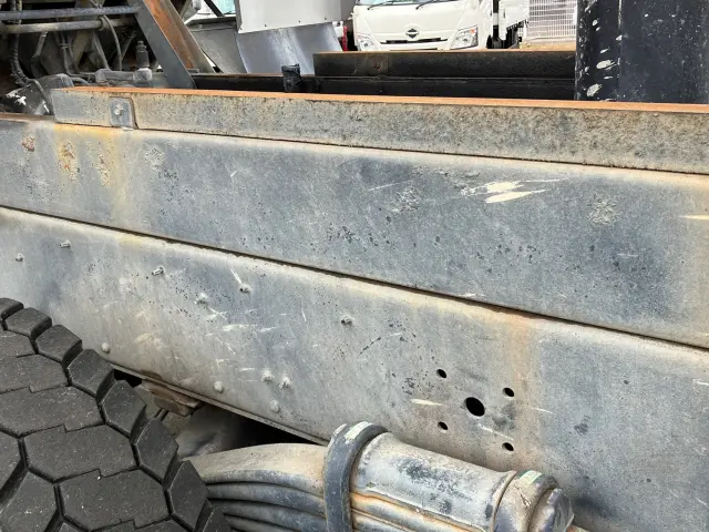 ＵＤ クオン QPG-CW5YL(6x4)の写真19