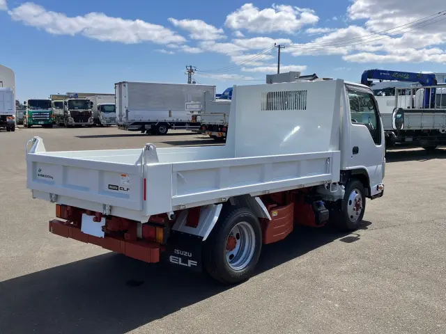 いすゞ エルフ 2PG-NKS88AD(4WD)の写真3