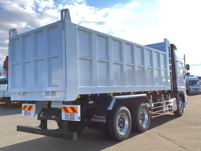 日野 プロフィア 2DG-FS1AJE(6x4)の写真3