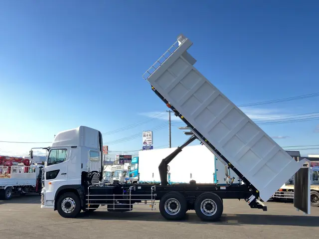 日野 プロフィア 2DG-FS1AJE(6x4)の写真5