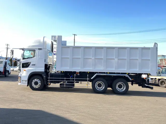 日野 プロフィア 2DG-FS1AJE(6x4)の写真7