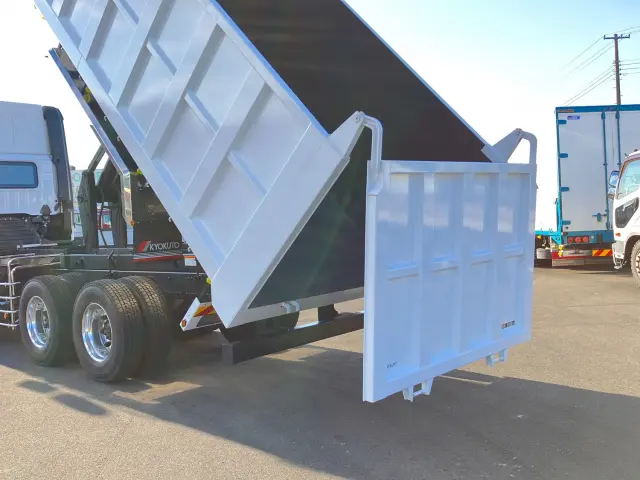 日野 プロフィア 2DG-FS1AJE(6x4)の写真15