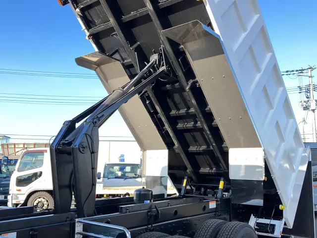 日野 プロフィア 2DG-FS1AJE(6x4)の写真17