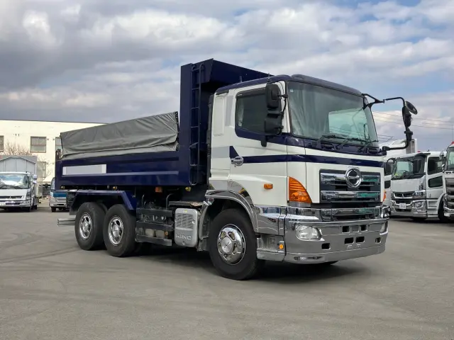 日野 プロフィア QPG-FS1AKDA(6x4)の写真2