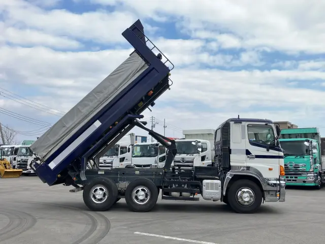 日野 プロフィア QPG-FS1AKDA(6x4)の写真6