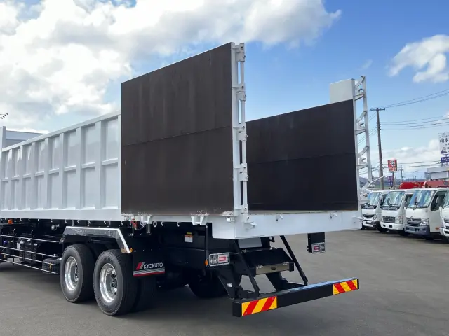 日野 プロフィア 2DG-FS1AHE(6x4)の写真15