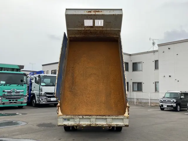 いすゞ フォワード TKG-FRR90S1(2WD)の写真10