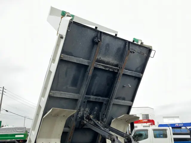 いすゞ フォワード TKG-FRR90S1(2WD)の写真12