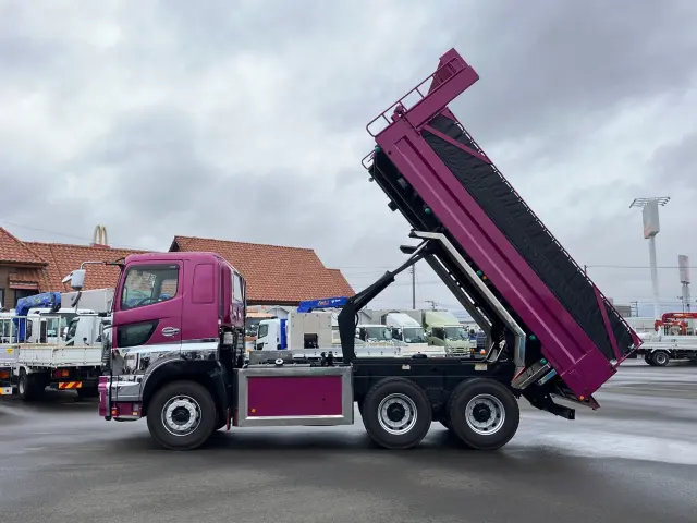 日野 プロフィア QKG-FS1EKDA(6x4)の写真5