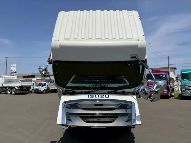 いすゞ ギガ 2RG-CXZ77DT(6x4)の写真23