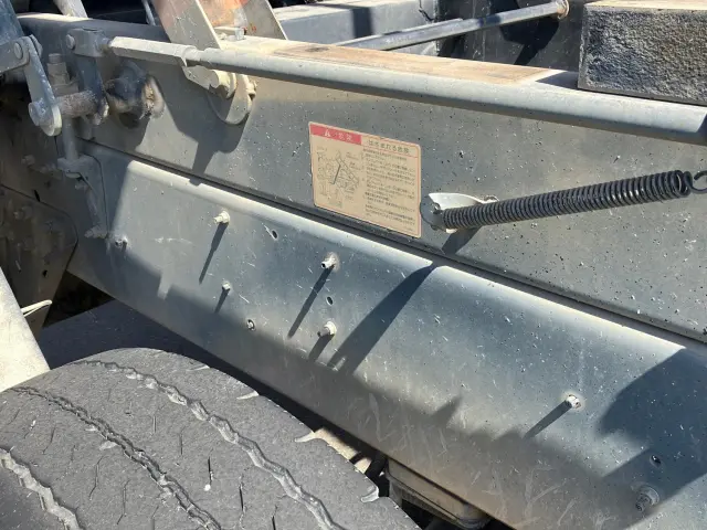 日野 プロフィア QKG-FS1EKDA(6x4)の写真15