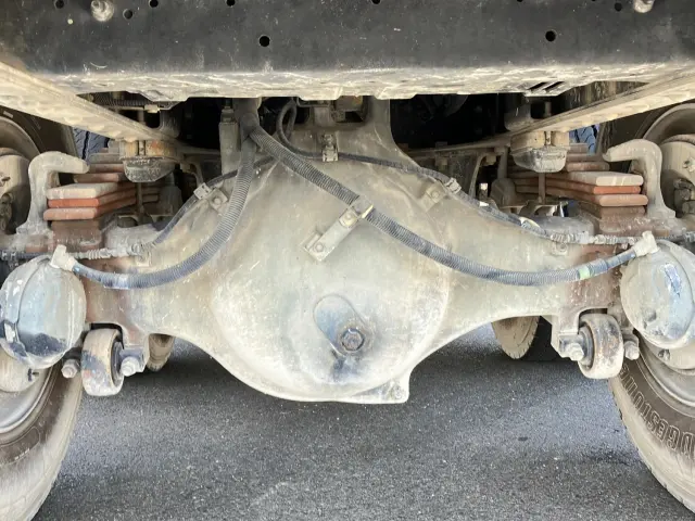 日野 プロフィア QKG-FS1EKDA(6x4)の写真16