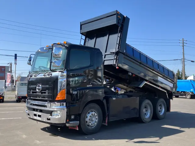 日野 プロフィア QKG-FS1EKAA(6x4)の写真1