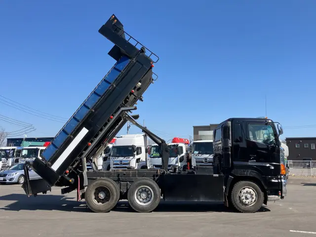 日野 プロフィア QKG-FS1EKAA(6x4)の写真6