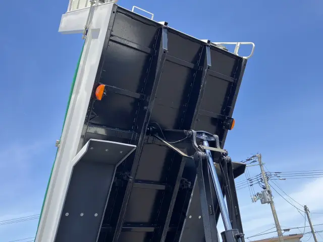 日野 プロフィア 2DG-FS1AGE(6x4)の写真12