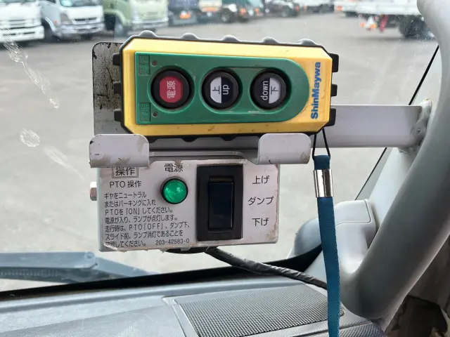 日野 デュトロ 2KG-XZU700X(2WD)の写真23