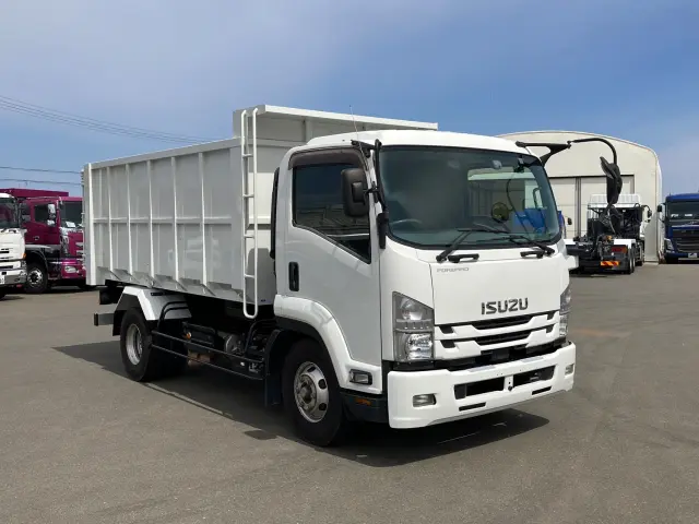 いすゞ フォワード 2RG-FRR90S2(2WD)の写真2