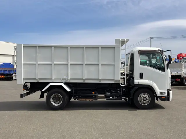 いすゞ フォワード 2RG-FRR90S2(2WD)の写真8