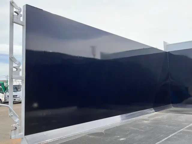 いすゞ フォワード 2RG-FRR90S2(2WD)の写真12